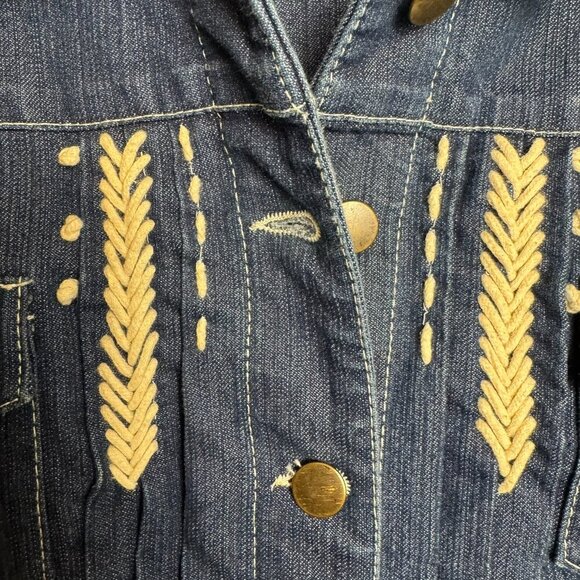 Double D Ranch Dark Denim Embroidered Jacket Size Medium Button Front B50 - Picture 3 of 6